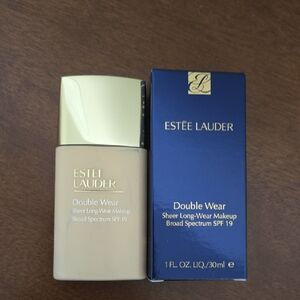 Estee Lauder Double Wear Foundation In 2N1 Desert Beige